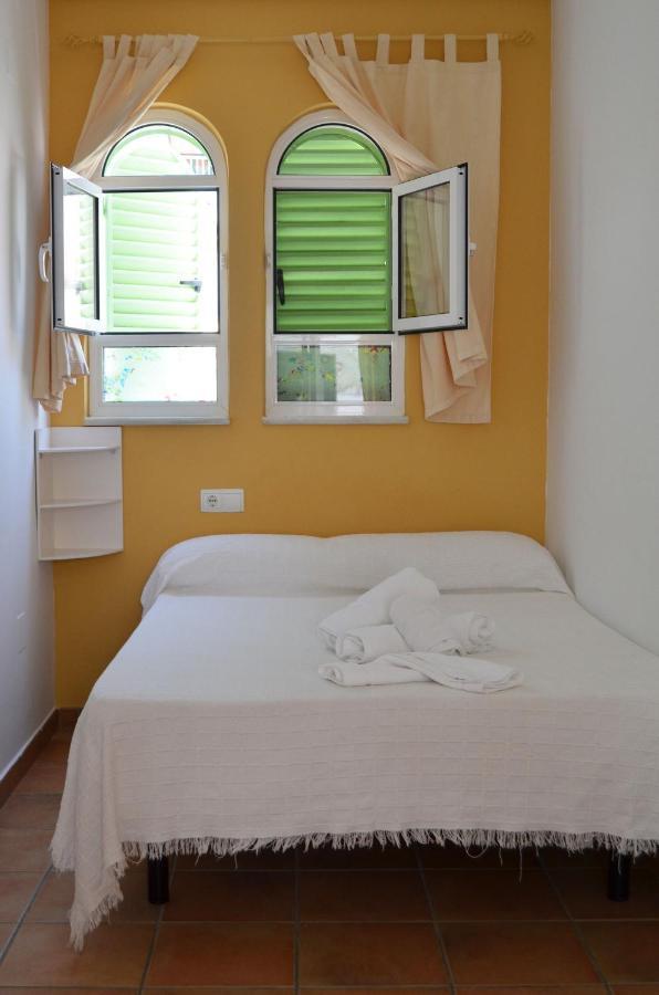 Hostal Dona Antonia Hotell Punta Umbría Eksteriør bilde