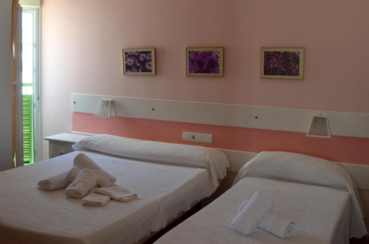 Hostal Dona Antonia Hotell Punta Umbría Eksteriør bilde