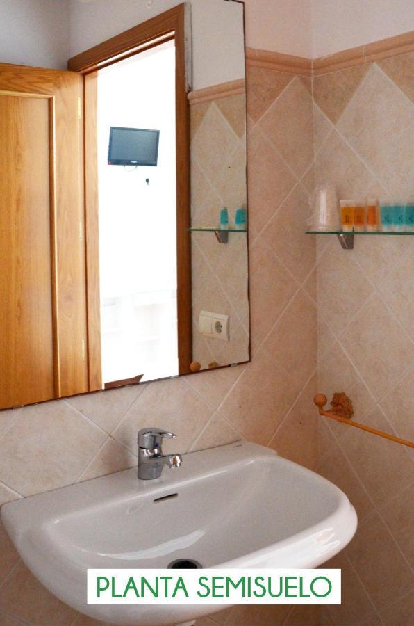 Hostal Dona Antonia Hotell Punta Umbría Eksteriør bilde