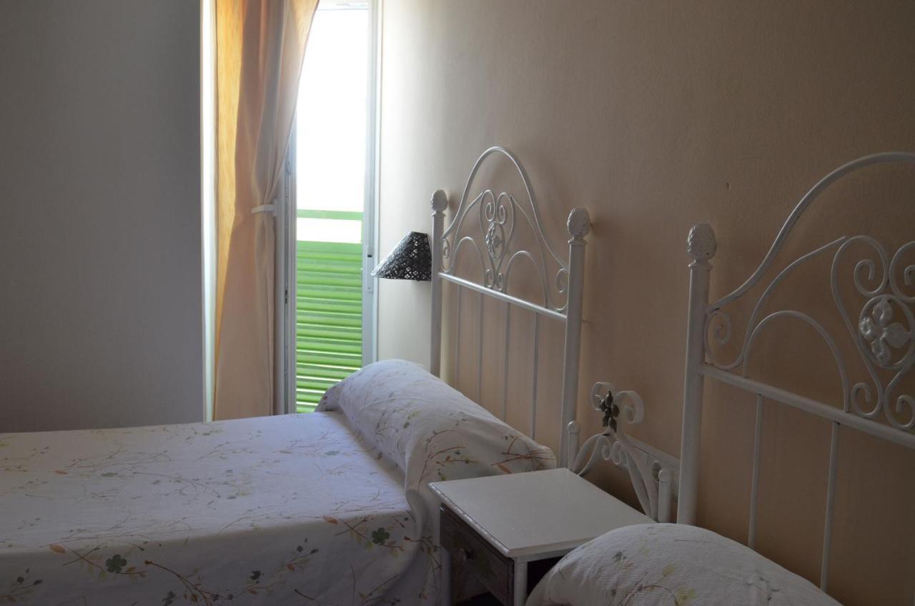 Hostal Dona Antonia Hotell Punta Umbría Eksteriør bilde